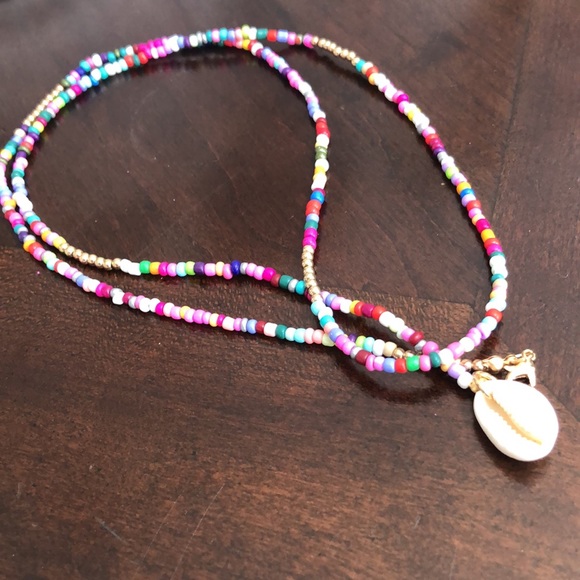 Rainbow Beaded Seashell Gold chain Necklace - Picture 7 of 8